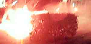 Les guspires sortien de sota les pedres